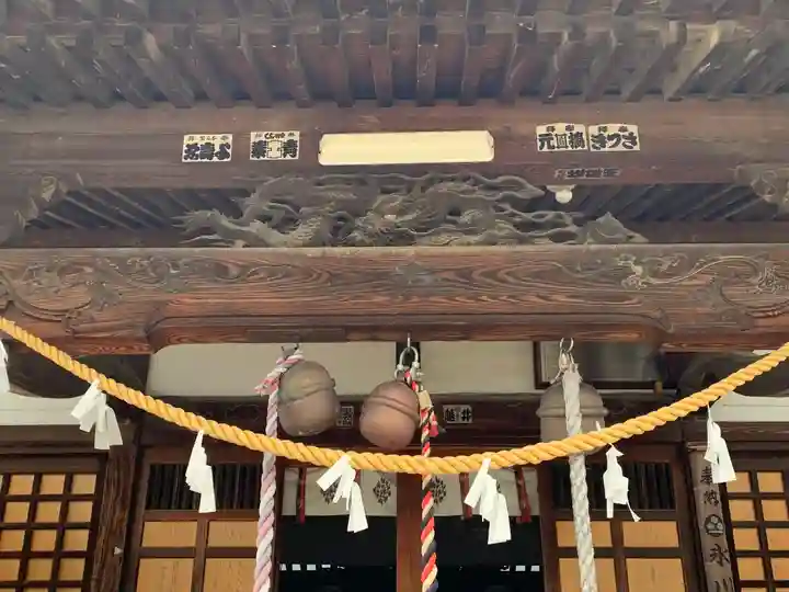 氷川八幡神社の本殿・本堂