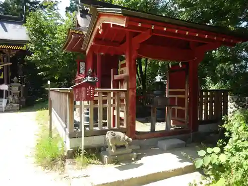 武蔵御嶽神社の末社・摂社