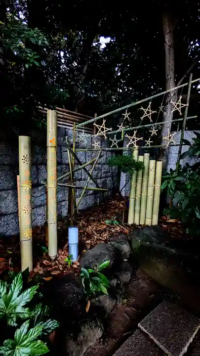検見川神社の芸術
