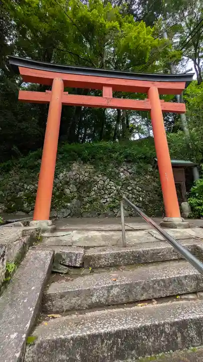 白髭神社(奈良県)