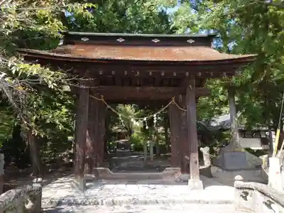 大井俣窪八幡神社の山門・神門