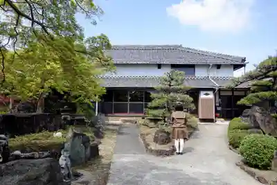 観音寺の本殿・本堂