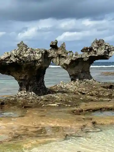 ハート岩恋守神社(沖縄県)