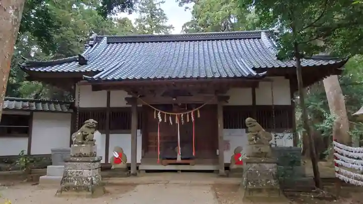 日吉神社の本殿・本堂