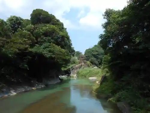 陰陽石神社(宮崎県)