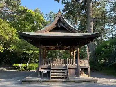 御穂神社の{uncategorized: "未分類", other: "その他", undefined: "問題あり", building: "その他建物", grave: "お墓", sacred_gate: "鳥居", guardian: "狛犬", statue: "像", buddha: "仏像", history: "歴史", nature: "自然", garden: "庭園", animal: "動物", pagoda: "塔", temizu: "手水舎", mountain_gate: "山門・神門", sanctuary: "本殿・本堂", subordinate: "末社・摂社", art: "芸術", scenery: "景色", jizo: "地蔵", ema: "絵馬", goshuin: "御朱印", omikuji: "おみくじ", items: "授与品その他", amulet: "お守り", goshuincho: "御朱印帳", eats: "食事", festival: "お祭り", votive_dance: "神楽", shichigosan: "七五三参", wedding: "結婚式", experience: "体験その他", initially: "初詣", around: "周辺", anti_infection: "感染症対策"}