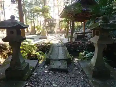 鎌形八幡神社の{uncategorized: "未分類", other: "その他", undefined: "問題あり", building: "その他建物", grave: "お墓", sacred_gate: "鳥居", guardian: "狛犬", statue: "像", buddha: "仏像", history: "歴史", nature: "自然", garden: "庭園", animal: "動物", pagoda: "塔", temizu: "手水舎", mountain_gate: "山門・神門", sanctuary: "本殿・本堂", subordinate: "末社・摂社", art: "芸術", scenery: "景色", jizo: "地蔵", ema: "絵馬", goshuin: "御朱印", omikuji: "おみくじ", items: "授与品その他", amulet: "お守り", goshuincho: "御朱印帳", eats: "食事", festival: "お祭り", votive_dance: "神楽", shichigosan: "七五三参", wedding: "結婚式", experience: "体験その他", initially: "初詣", around: "周辺", anti_infection: "感染症対策"}