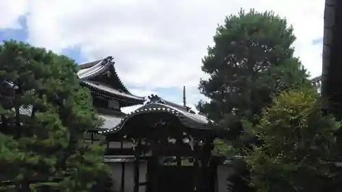 本法寺の山門