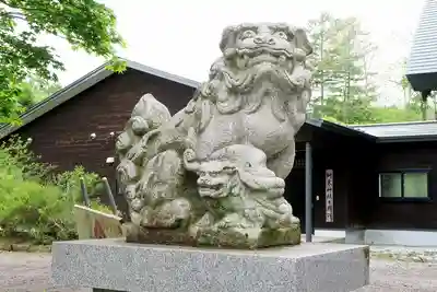 阿寒神社の狛犬