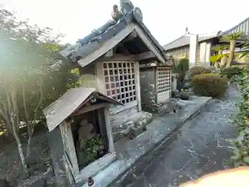 最勝寺の{uncategorized: "未分類", other: "その他", undefined: "問題あり", building: "その他建物", grave: "お墓", sacred_gate: "鳥居", guardian: "狛犬", statue: "像", buddha: "仏像", history: "歴史", nature: "自然", garden: "庭園", animal: "動物", pagoda: "塔", temizu: "手水舎", mountain_gate: "山門・神門", sanctuary: "本殿・本堂", subordinate: "末社・摂社", art: "芸術", scenery: "景色", jizo: "地蔵", ema: "絵馬", goshuin: "御朱印", omikuji: "おみくじ", items: "授与品その他", amulet: "お守り", goshuincho: "御朱印帳", eats: "食事", festival: "お祭り", votive_dance: "神楽", shichigosan: "七五三参", wedding: "結婚式", experience: "体験その他", initially: "初詣", around: "周辺", anti_infection: "感染症対策"}