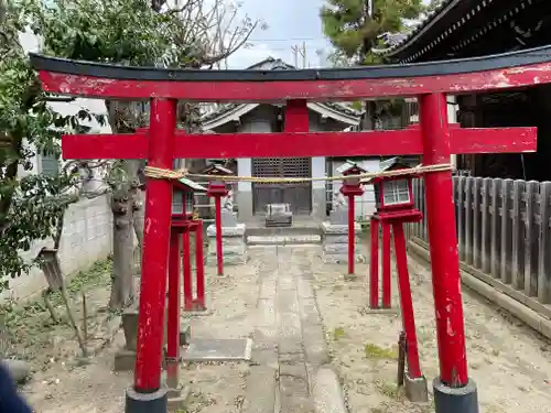 若宮八幡神社の末社・摂社