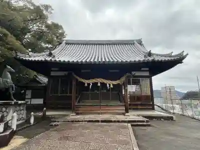 尾崎神社の{uncategorized: "未分類", other: "その他", undefined: "問題あり", building: "その他建物", grave: "お墓", sacred_gate: "鳥居", guardian: "狛犬", statue: "像", buddha: "仏像", history: "歴史", nature: "自然", garden: "庭園", animal: "動物", pagoda: "塔", temizu: "手水舎", mountain_gate: "山門・神門", sanctuary: "本殿・本堂", subordinate: "末社・摂社", art: "芸術", scenery: "景色", jizo: "地蔵", ema: "絵馬", goshuin: "御朱印", omikuji: "おみくじ", items: "授与品その他", amulet: "お守り", goshuincho: "御朱印帳", eats: "食事", festival: "お祭り", votive_dance: "神楽", shichigosan: "七五三参", wedding: "結婚式", experience: "体験その他", initially: "初詣", around: "周辺", anti_infection: "感染症対策"}