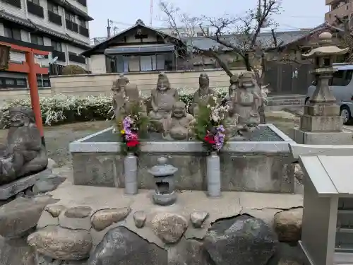 四天王寺庚申堂の{uncategorized: "未分類", other: "その他", undefined: "問題あり", building: "その他建物", grave: "お墓", sacred_gate: "鳥居", guardian: "狛犬", statue: "像", buddha: "仏像", history: "歴史", nature: "自然", garden: "庭園", animal: "動物", pagoda: "塔", temizu: "手水舎", mountain_gate: "山門・神門", sanctuary: "本殿・本堂", subordinate: "末社・摂社", art: "芸術", scenery: "景色", jizo: "地蔵", ema: "絵馬", goshuin: "御朱印", omikuji: "おみくじ", items: "授与品その他", amulet: "お守り", goshuincho: "御朱印帳", eats: "食事", festival: "お祭り", votive_dance: "神楽", shichigosan: "七五三参", wedding: "結婚式", experience: "体験その他", initially: "初詣", around: "周辺", anti_infection: "感染症対策"}