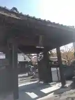 産土神社の山門・神門