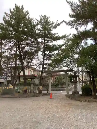 市原稲荷神社の鳥居