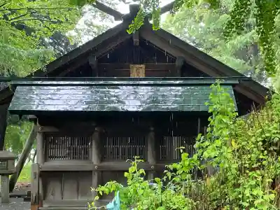 鞆江神社（明地）の{uncategorized: "未分類", other: "その他", undefined: "問題あり", building: "その他建物", grave: "お墓", sacred_gate: "鳥居", guardian: "狛犬", statue: "像", buddha: "仏像", history: "歴史", nature: "自然", garden: "庭園", animal: "動物", pagoda: "塔", temizu: "手水舎", mountain_gate: "山門・神門", sanctuary: "本殿・本堂", subordinate: "末社・摂社", art: "芸術", scenery: "景色", jizo: "地蔵", ema: "絵馬", goshuin: "御朱印", omikuji: "おみくじ", items: "授与品その他", amulet: "お守り", goshuincho: "御朱印帳", eats: "食事", festival: "お祭り", votive_dance: "神楽", shichigosan: "七五三参", wedding: "結婚式", experience: "体験その他", initially: "初詣", around: "周辺", anti_infection: "感染症対策"}