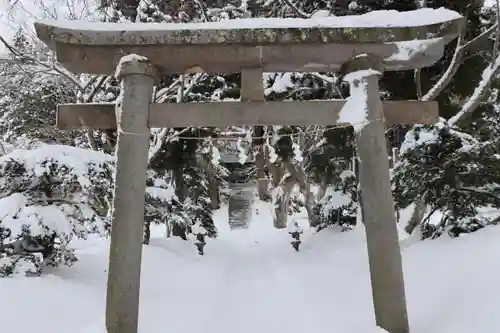 白幡八幡神社の鳥居