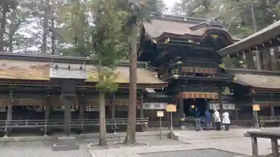 諏訪大社下社春宮(長野県)