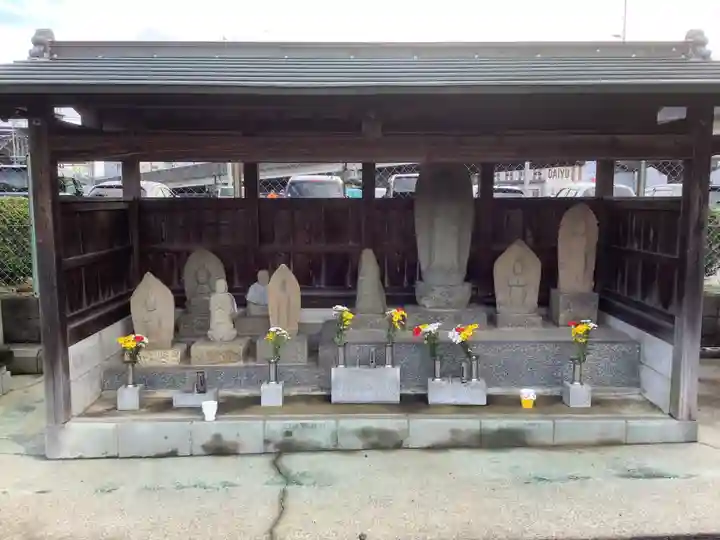 鷲嶺寺の末社・摂社