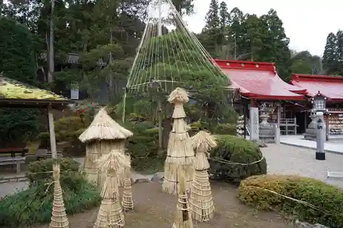 金蛇水神社の庭園