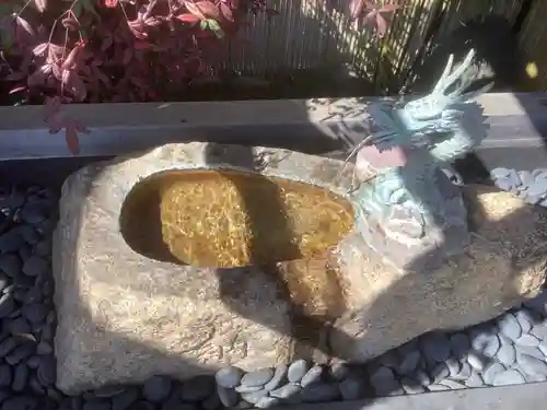 中島黒體龍王大神社の手水舎
