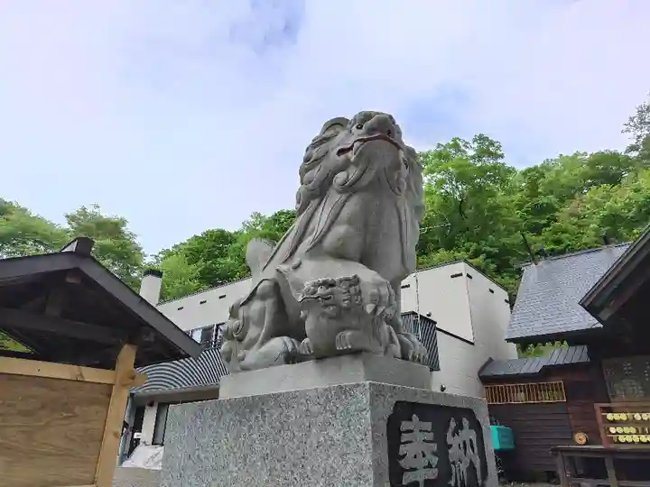 夕張神社(北海道)