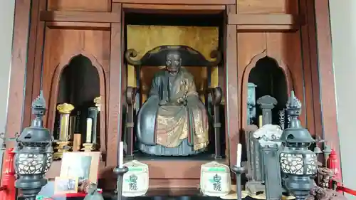 松蔭寺の像