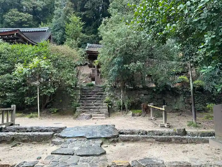 宇治上神社の庭園