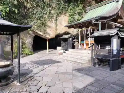 銭洗弁財天宇賀福神社(神奈川県)