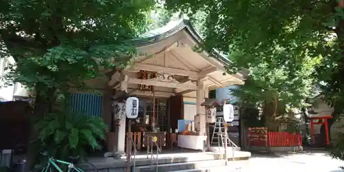 銀杏岡八幡神社の本殿・本堂