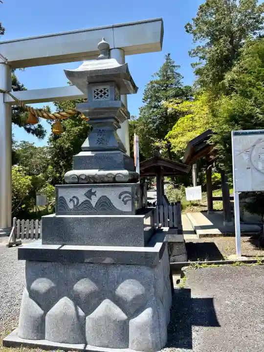 伊奈冨神社の{uncategorized: "未分類", other: "その他", undefined: "問題あり", building: "その他建物", grave: "お墓", sacred_gate: "鳥居", guardian: "狛犬", statue: "像", buddha: "仏像", history: "歴史", nature: "自然", garden: "庭園", animal: "動物", pagoda: "塔", temizu: "手水舎", mountain_gate: "山門・神門", sanctuary: "本殿・本堂", subordinate: "末社・摂社", art: "芸術", scenery: "景色", jizo: "地蔵", ema: "絵馬", goshuin: "御朱印", omikuji: "おみくじ", items: "授与品その他", amulet: "お守り", goshuincho: "御朱印帳", eats: "食事", festival: "お祭り", votive_dance: "神楽", shichigosan: "七五三参", wedding: "結婚式", experience: "体験その他", initially: "初詣", around: "周辺", anti_infection: "感染症対策"}