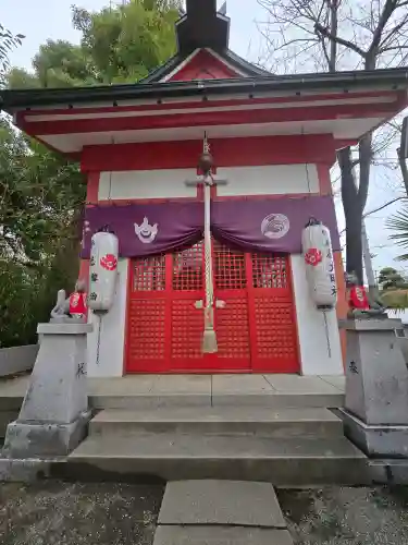 尾浜八幡神社の{uncategorized: "未分類", other: "その他", undefined: "問題あり", building: "その他建物", grave: "お墓", sacred_gate: "鳥居", guardian: "狛犬", statue: "像", buddha: "仏像", history: "歴史", nature: "自然", garden: "庭園", animal: "動物", pagoda: "塔", temizu: "手水舎", mountain_gate: "山門・神門", sanctuary: "本殿・本堂", subordinate: "末社・摂社", art: "芸術", scenery: "景色", jizo: "地蔵", ema: "絵馬", goshuin: "御朱印", omikuji: "おみくじ", items: "授与品その他", amulet: "お守り", goshuincho: "御朱印帳", eats: "食事", festival: "お祭り", votive_dance: "神楽", shichigosan: "七五三参", wedding: "結婚式", experience: "体験その他", initially: "初詣", around: "周辺", anti_infection: "感染症対策"}