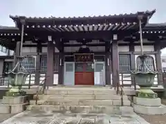 長全寺の本殿