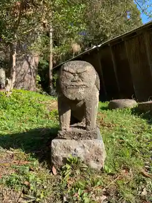 熊野神社の狛犬