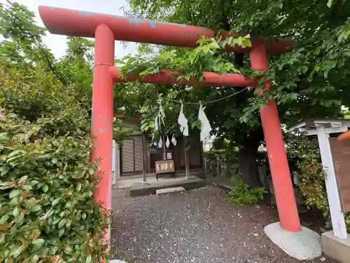 孫太郎神社の{uncategorized: "未分類", other: "その他", undefined: "問題あり", building: "その他建物", grave: "お墓", sacred_gate: "鳥居", guardian: "狛犬", statue: "像", buddha: "仏像", history: "歴史", nature: "自然", garden: "庭園", animal: "動物", pagoda: "塔", temizu: "手水舎", mountain_gate: "山門・神門", sanctuary: "本殿・本堂", subordinate: "末社・摂社", art: "芸術", scenery: "景色", jizo: "地蔵", ema: "絵馬", goshuin: "御朱印", omikuji: "おみくじ", items: "授与品その他", amulet: "お守り", goshuincho: "御朱印帳", eats: "食事", festival: "お祭り", votive_dance: "神楽", shichigosan: "七五三参", wedding: "結婚式", experience: "体験その他", initially: "初詣", around: "周辺", anti_infection: "感染症対策"}