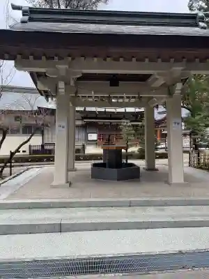 針名神社の{uncategorized: "未分類", other: "その他", undefined: "問題あり", building: "その他建物", grave: "お墓", sacred_gate: "鳥居", guardian: "狛犬", statue: "像", buddha: "仏像", history: "歴史", nature: "自然", garden: "庭園", animal: "動物", pagoda: "塔", temizu: "手水舎", mountain_gate: "山門・神門", sanctuary: "本殿・本堂", subordinate: "末社・摂社", art: "芸術", scenery: "景色", jizo: "地蔵", ema: "絵馬", goshuin: "御朱印", omikuji: "おみくじ", items: "授与品その他", amulet: "お守り", goshuincho: "御朱印帳", eats: "食事", festival: "お祭り", votive_dance: "神楽", shichigosan: "七五三参", wedding: "結婚式", experience: "体験その他", initially: "初詣", around: "周辺", anti_infection: "感染症対策"}