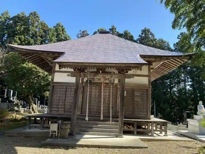 観福寺の本殿・本堂