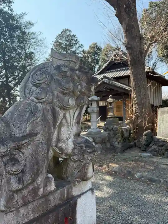 春日神社の{uncategorized: "未分類", other: "その他", undefined: "問題あり", building: "その他建物", grave: "お墓", sacred_gate: "鳥居", guardian: "狛犬", statue: "像", buddha: "仏像", history: "歴史", nature: "自然", garden: "庭園", animal: "動物", pagoda: "塔", temizu: "手水舎", mountain_gate: "山門・神門", sanctuary: "本殿・本堂", subordinate: "末社・摂社", art: "芸術", scenery: "景色", jizo: "地蔵", ema: "絵馬", goshuin: "御朱印", omikuji: "おみくじ", items: "授与品その他", amulet: "お守り", goshuincho: "御朱印帳", eats: "食事", festival: "お祭り", votive_dance: "神楽", shichigosan: "七五三参", wedding: "結婚式", experience: "体験その他", initially: "初詣", around: "周辺", anti_infection: "感染症対策"}