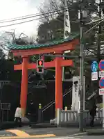 穴八幡宮の鳥居