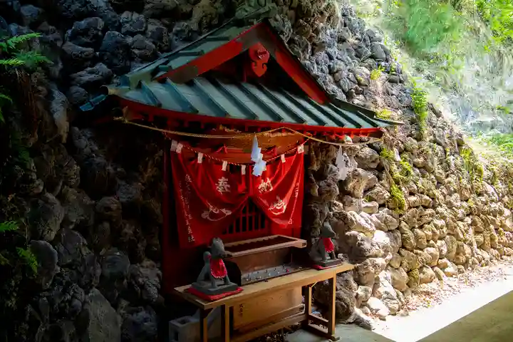 鼻顔稲荷神社(長野県)