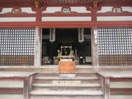 金峯山寺の本殿