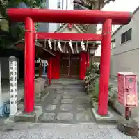 鳥居稲荷神社の鳥居