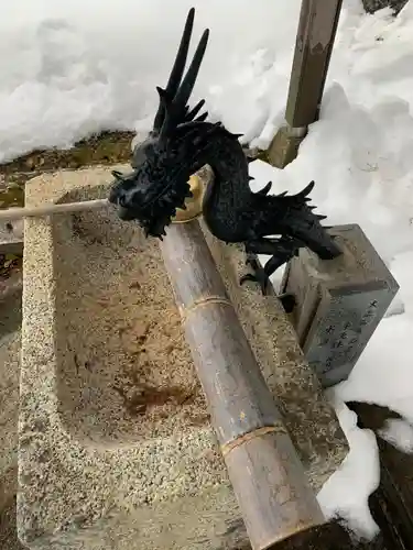 五社神社の手水舎