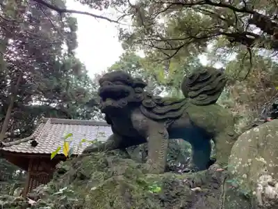 御嶽神社の狛犬
