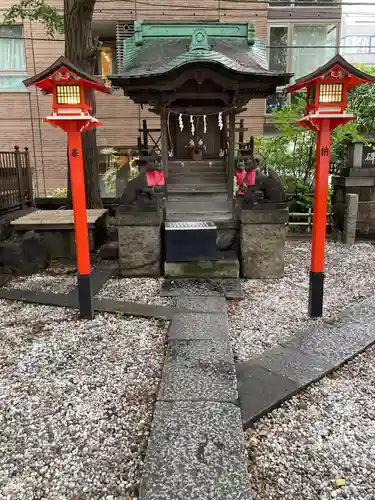 銀杏八幡宮の末社