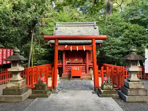 鶴岡八幡宮の末社