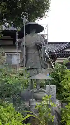 海禅寺の像