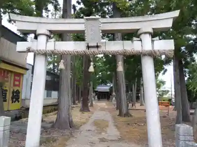 諏訪神社の鳥居