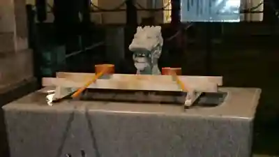 嶺白山神社の手水舎