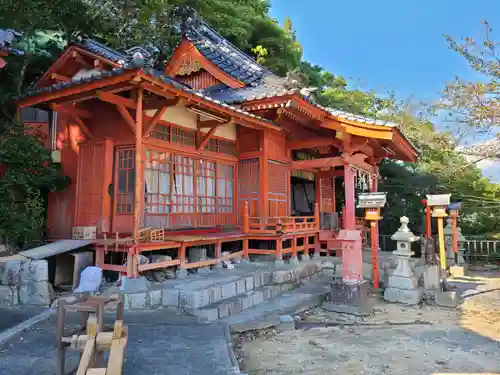 鈴ヶ森稲荷神社(鈴ヶ森神社)/伊崎厳島神社の本殿・本堂